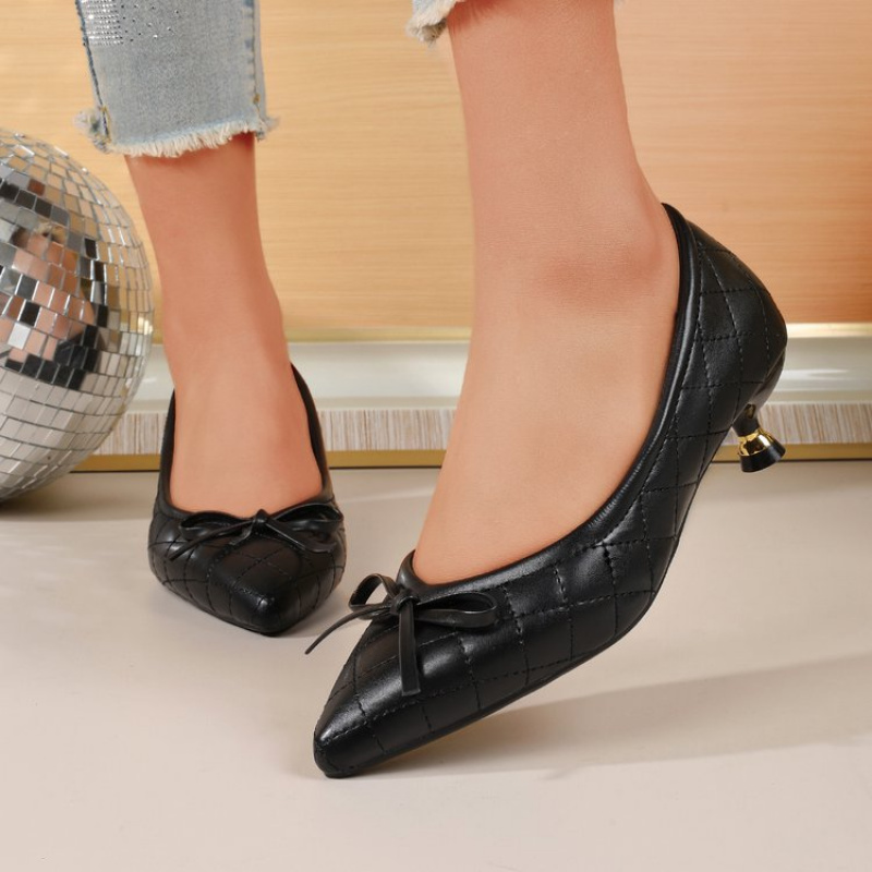 รองเท้าส้นเตี้ยหัวแหลมประดับโบ - Leather Work Heels บทวิจารณ์และราคา